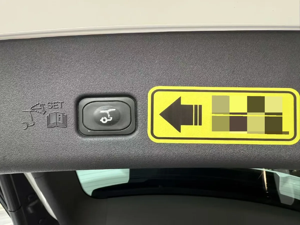 2023 Lincoln Nautilus 2.0T 261HP L4 8AT,autocango,china used car exporter,china ev exporter,chinese used car exporter,chinese used ev exporter