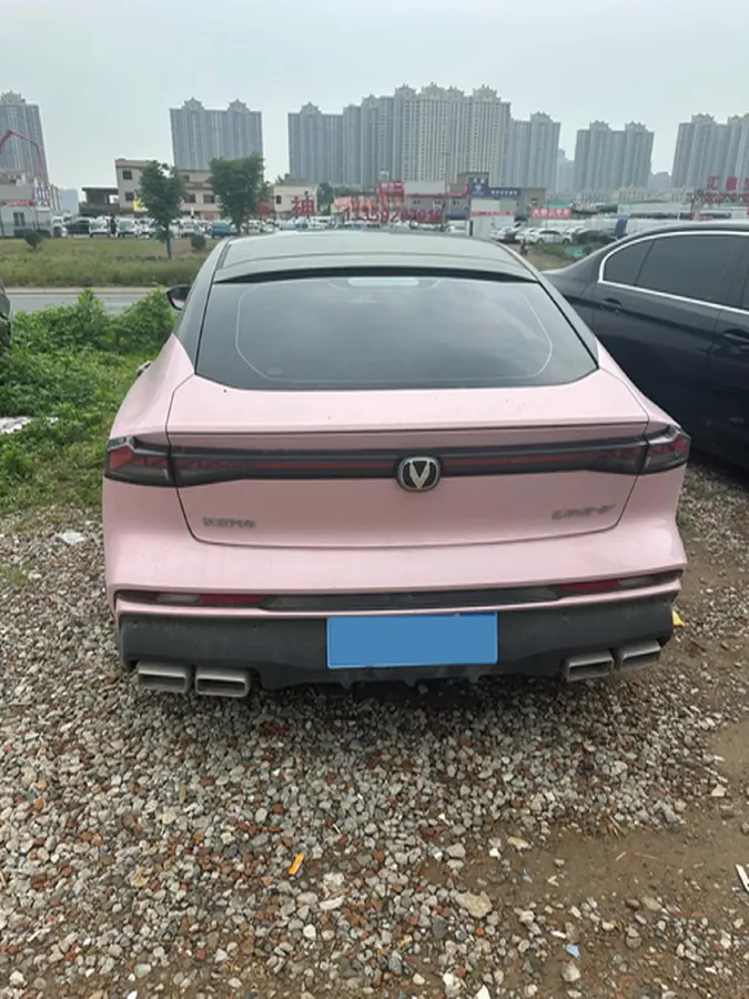 2024 ChangAn UNI-V 1.5T 188HP L4 7DCT,autocango,china used car exporter,china ev exporter,chinese used car exporter,chinese used ev exporter