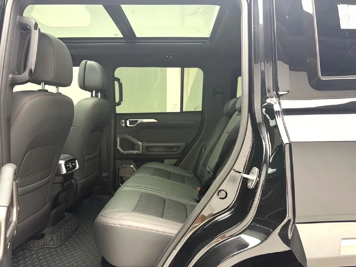 2023 Jetour Traveller 2.0T 254HP L4 8AT,autocango,china used car exporter,china ev exporter,chinese used car exporter,chinese used ev exporter