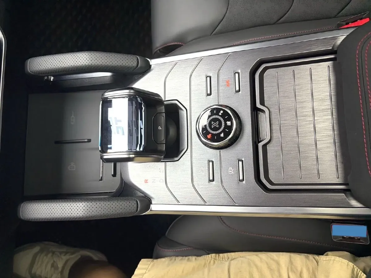 2023 Jetour Traveller 2.0T 254HP L4 8AT,autocango,china used car exporter,china ev exporter,chinese used car exporter,chinese used ev exporter