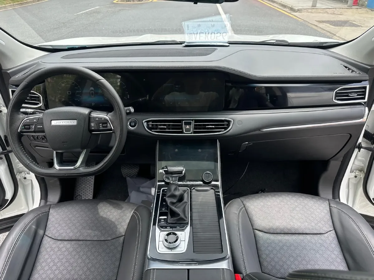 2021 Jetour X90 Plus 1.5T 156HP L4 6DCT,autocango,china used car exporter,china ev exporter,chinese used car exporter,chinese used ev exporter