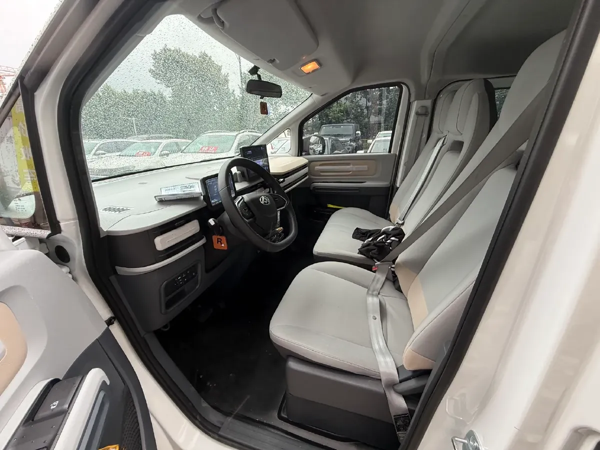 2025 MAXUS DaNa V1 BEV,autocango,china used car exporter,china ev exporter,chinese used car exporter,chinese used ev exporter