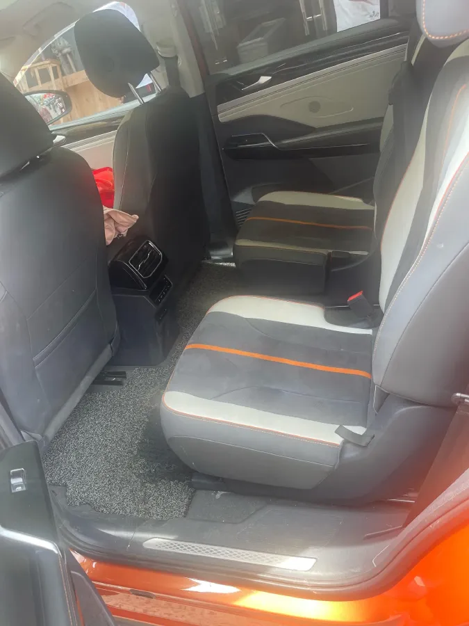 2021 Volkswagen ID.6 Crozz BEV 84.8KWH,autocango,china used car exporter,china ev exporter,chinese used car exporter,chinese used ev exporter