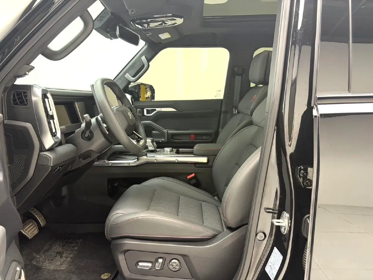 2023 Jetour Traveller 2.0T 254HP L4 7DCT,autocango,china used car exporter,china ev exporter,chinese used car exporter,chinese used ev exporter