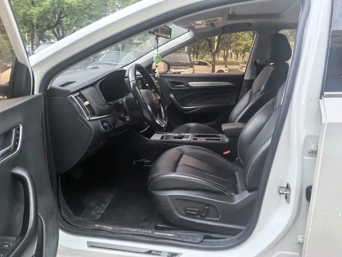 2017 Roewe i6 1.0T 125HP L3 2AT PHEV,autocango,china used car exporter,china ev exporter,chinese used car exporter,chinese used ev exporter