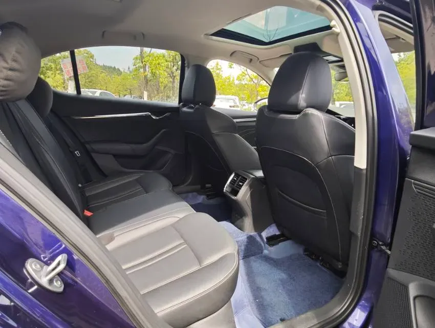 2022 Skoda Octavia 1.4T 150HP L4 7DCT,autocango,china used car exporter,china ev exporter,chinese used car exporter,chinese used ev exporter