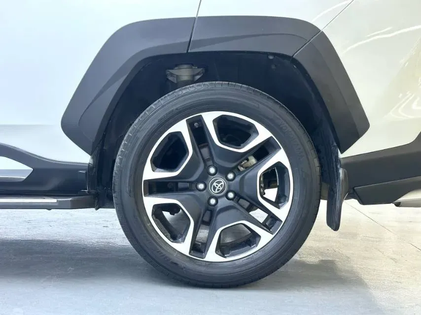 2020 Toyota RAV4 2.0L 171HP L4 CVT,autocango,china used car exporter,china ev exporter,chinese used car exporter,chinese used ev exporter