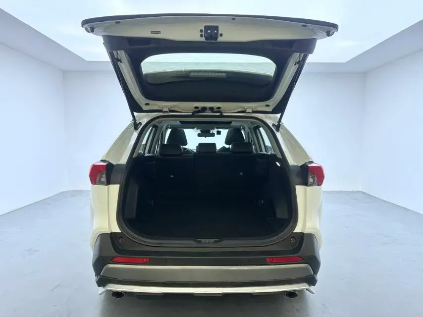 2020 Toyota RAV4 2.0L 171HP L4 CVT,autocango,china used car exporter,china ev exporter,chinese used car exporter,chinese used ev exporter