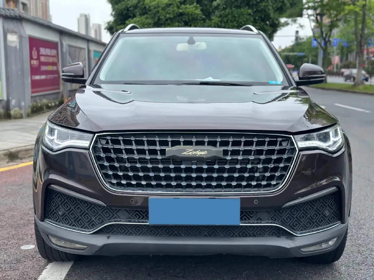 2018 Zotye T700 1.8T 177HP L4 6DCT,autocango,china used car exporter,china ev exporter,chinese used car exporter,chinese used ev exporter