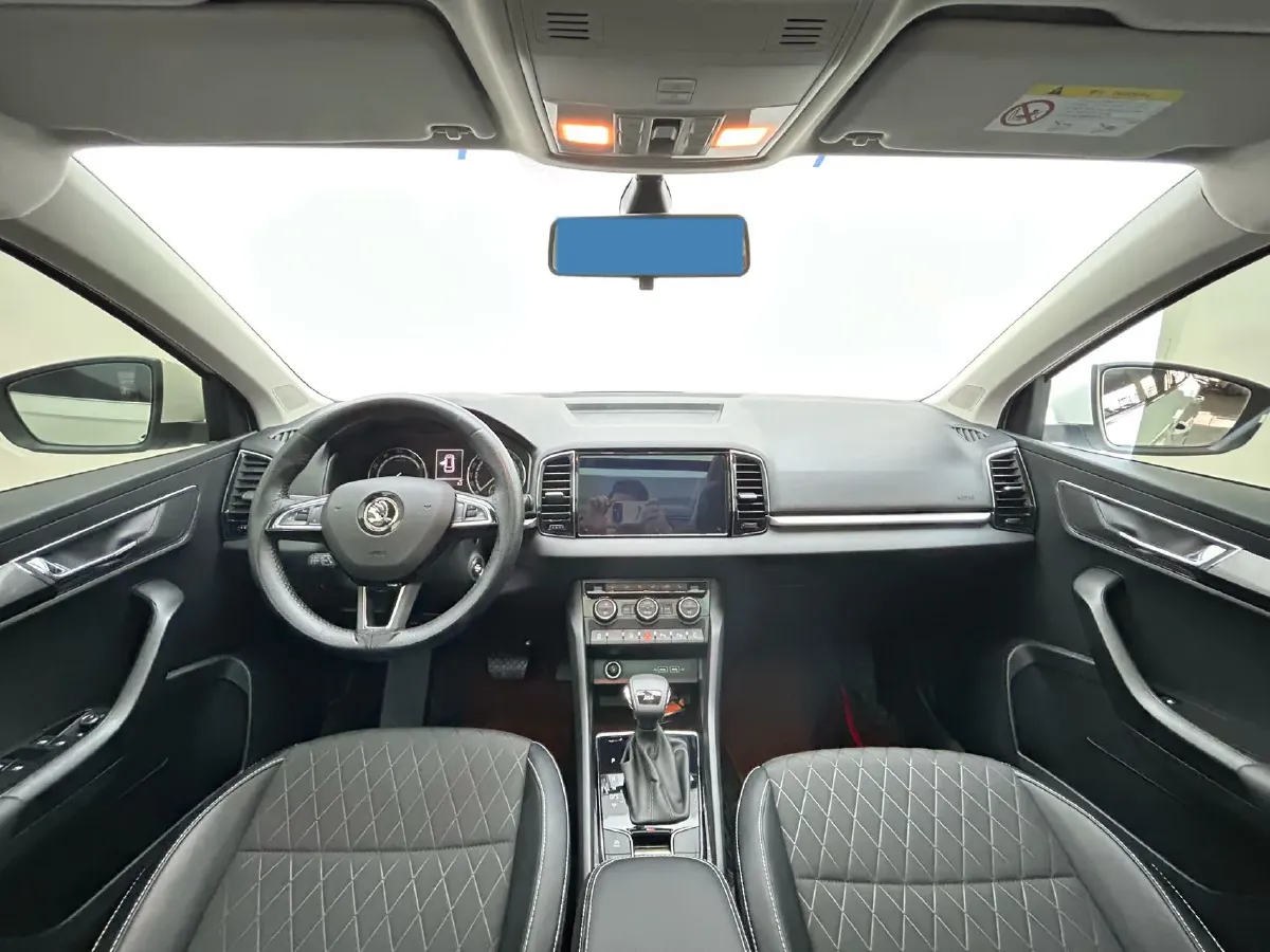 2021 Skoda Karoq 1.4T 150HP L4 7DCT,autocango,china used car exporter,china ev exporter,chinese used car exporter,chinese used ev exporter