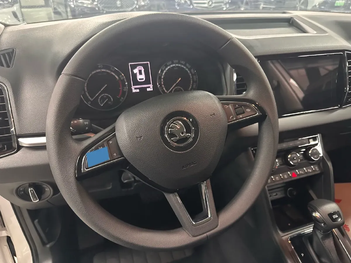 2019 Skoda Karoq 1.4T 150HP L4 7DCT,autocango,china used car exporter,china ev exporter,chinese used car exporter,chinese used ev exporter