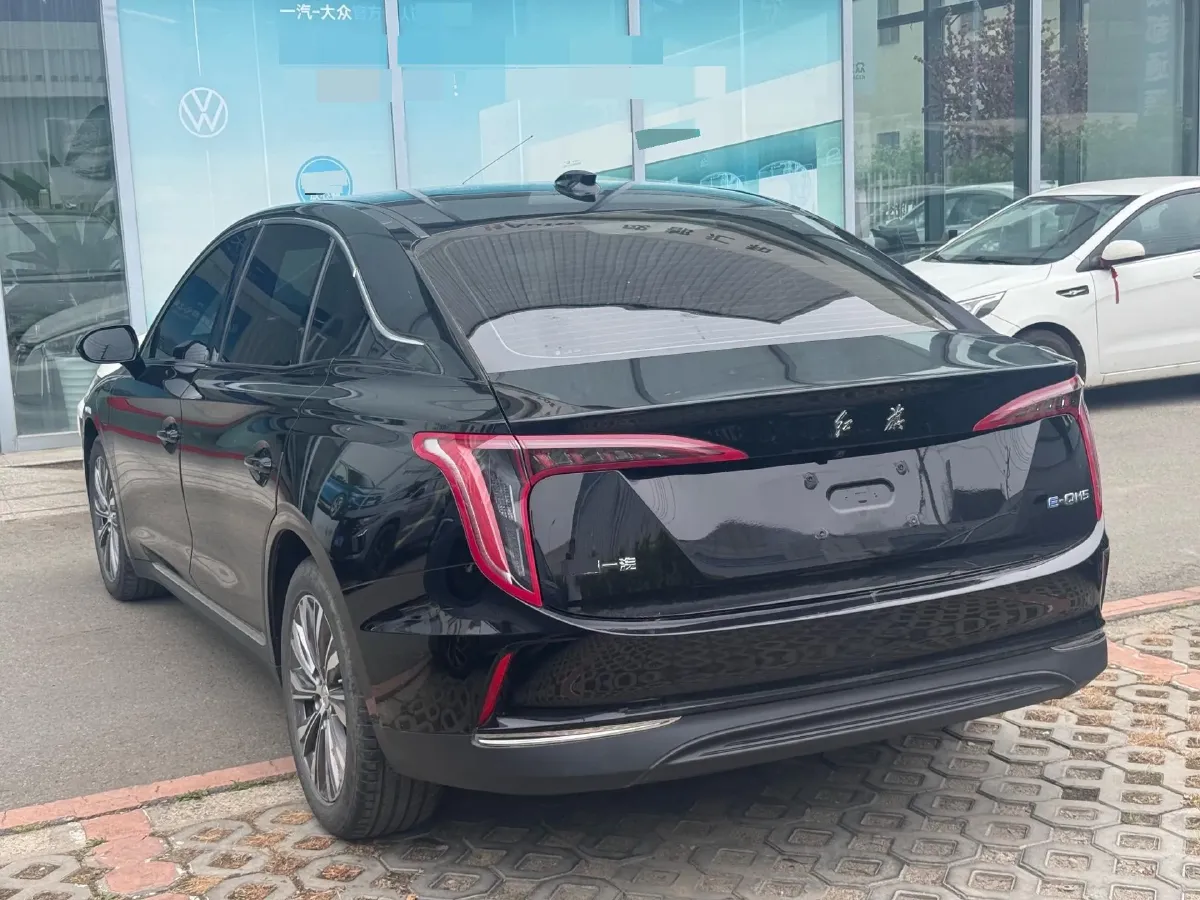 2022 HongQi E-QM5 BEV 54KWH,autocango,china used car exporter,china ev exporter,chinese used car exporter,chinese used ev exporter