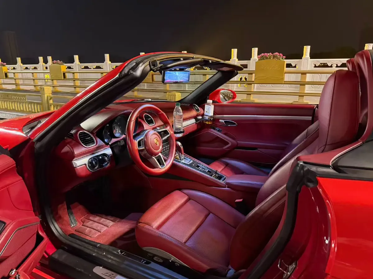 2020 Porsche 718 2.0T 250HP H4 7DCT,autocango,china used car exporter,china ev exporter,chinese used car exporter,chinese used ev exporter