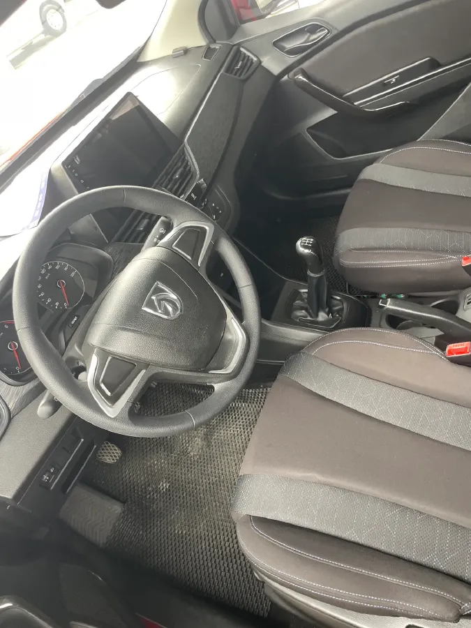 2016 BaoJun 310 1.2L 82HP L4 5MT,autocango,china used car exporter,china ev exporter,chinese used car exporter,chinese used ev exporter