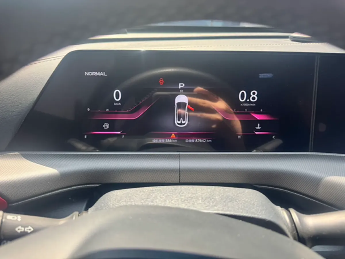 2020 ChangAn UNI-T 1.5T 180HP L4 7DCT,autocango,china used car exporter,china ev exporter,chinese used car exporter,chinese used ev exporter