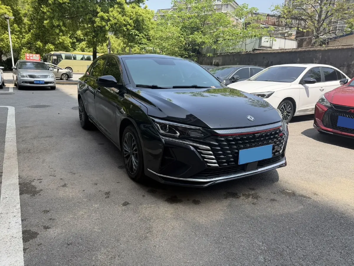 2021 DongFeng Aeolus YiXuan MAX 1.5T 190HP L4 7DCT,autocango,china used car exporter,china ev exporter,chinese used car exporter,chinese used ev exporter