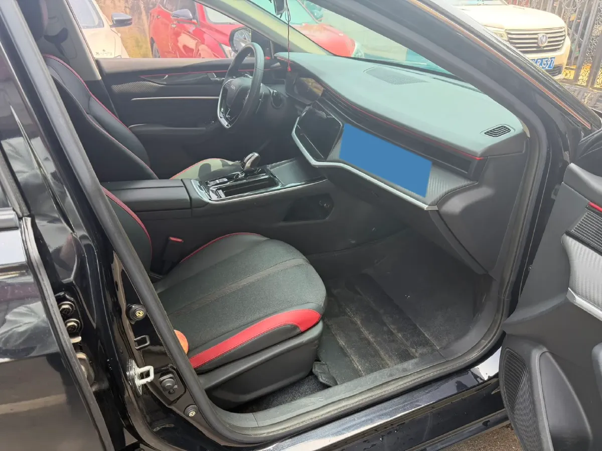 2021 DongFeng Aeolus YiXuan MAX 1.5T 190HP L4 7DCT,autocango,china used car exporter,china ev exporter,chinese used car exporter,chinese used ev exporter