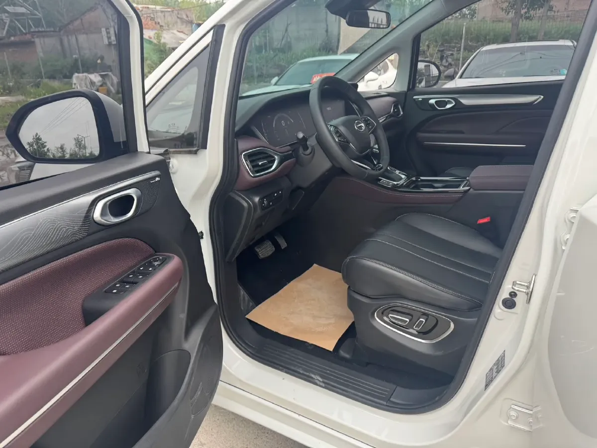 2023 GAC Trumpchi M6 1.5T 177HP L4 7DCT,autocango,china used car exporter,china ev exporter,chinese used car exporter,chinese used ev exporter