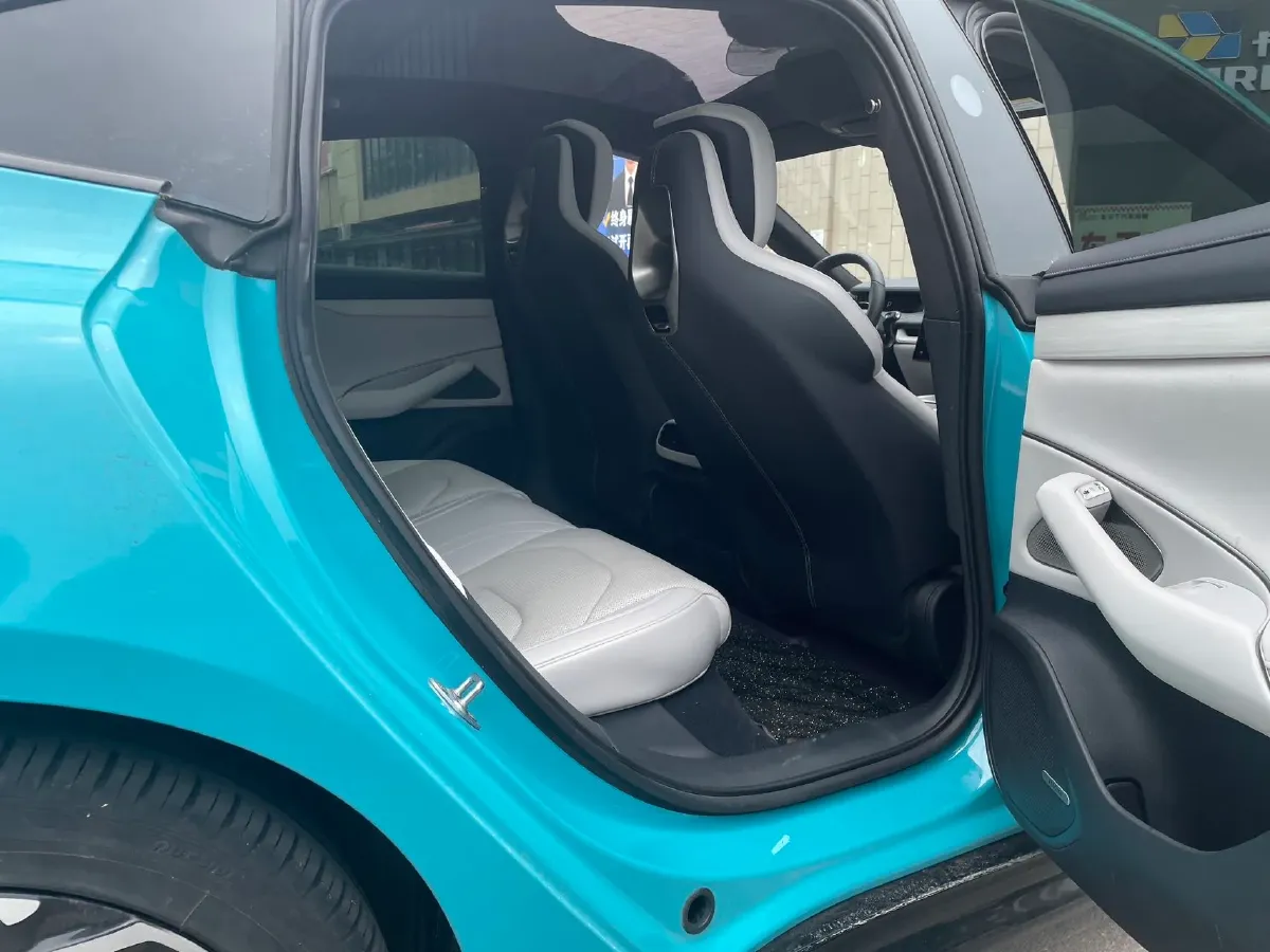 2024 MI SU7 BEV 101KWH,autocango,china used car exporter,china ev exporter,chinese used car exporter,chinese used ev exporter
