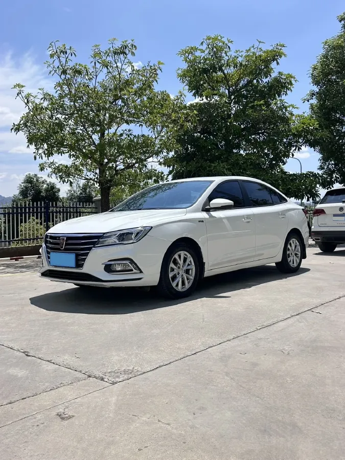 2020 Roewe i5 1.5L 120HP L4 CVT,autocango,china used car exporter,china ev exporter,chinese used car exporter,chinese used ev exporter