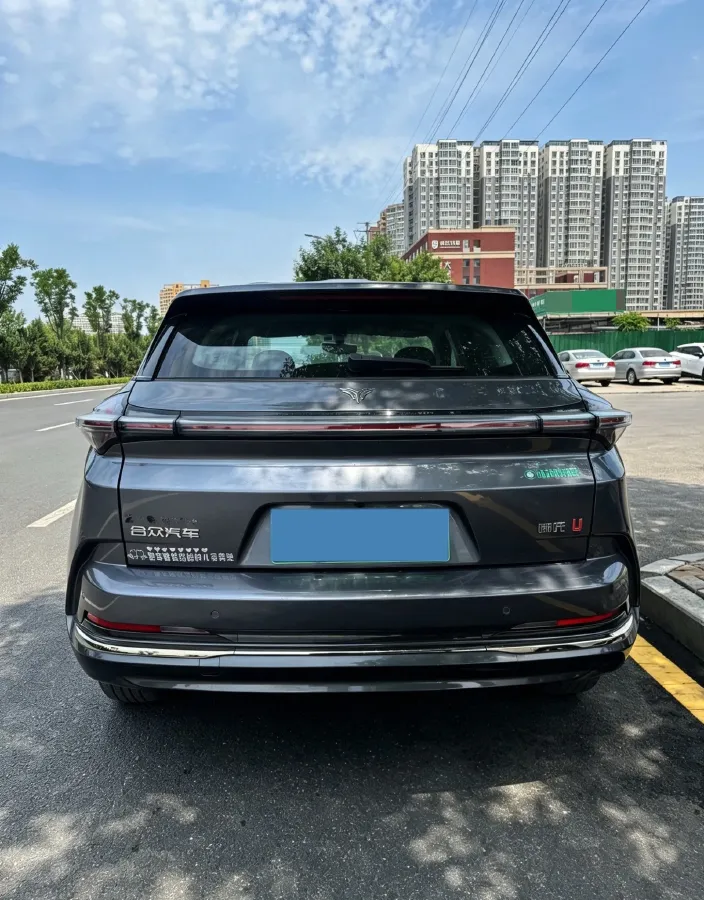 2022 Venucia Grand V 1.5T 190HP L4 7DCT,autocango,china used car exporter,china ev exporter,chinese used car exporter,chinese used ev exporter