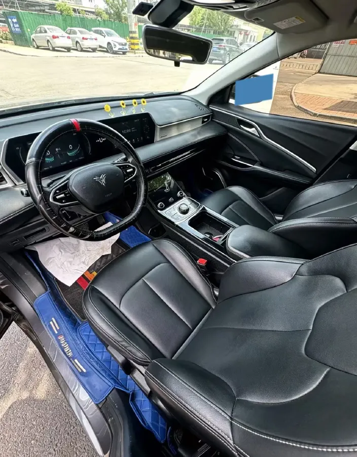 2022 Venucia Grand V 1.5T 190HP L4 7DCT,autocango,china used car exporter,china ev exporter,chinese used car exporter,chinese used ev exporter