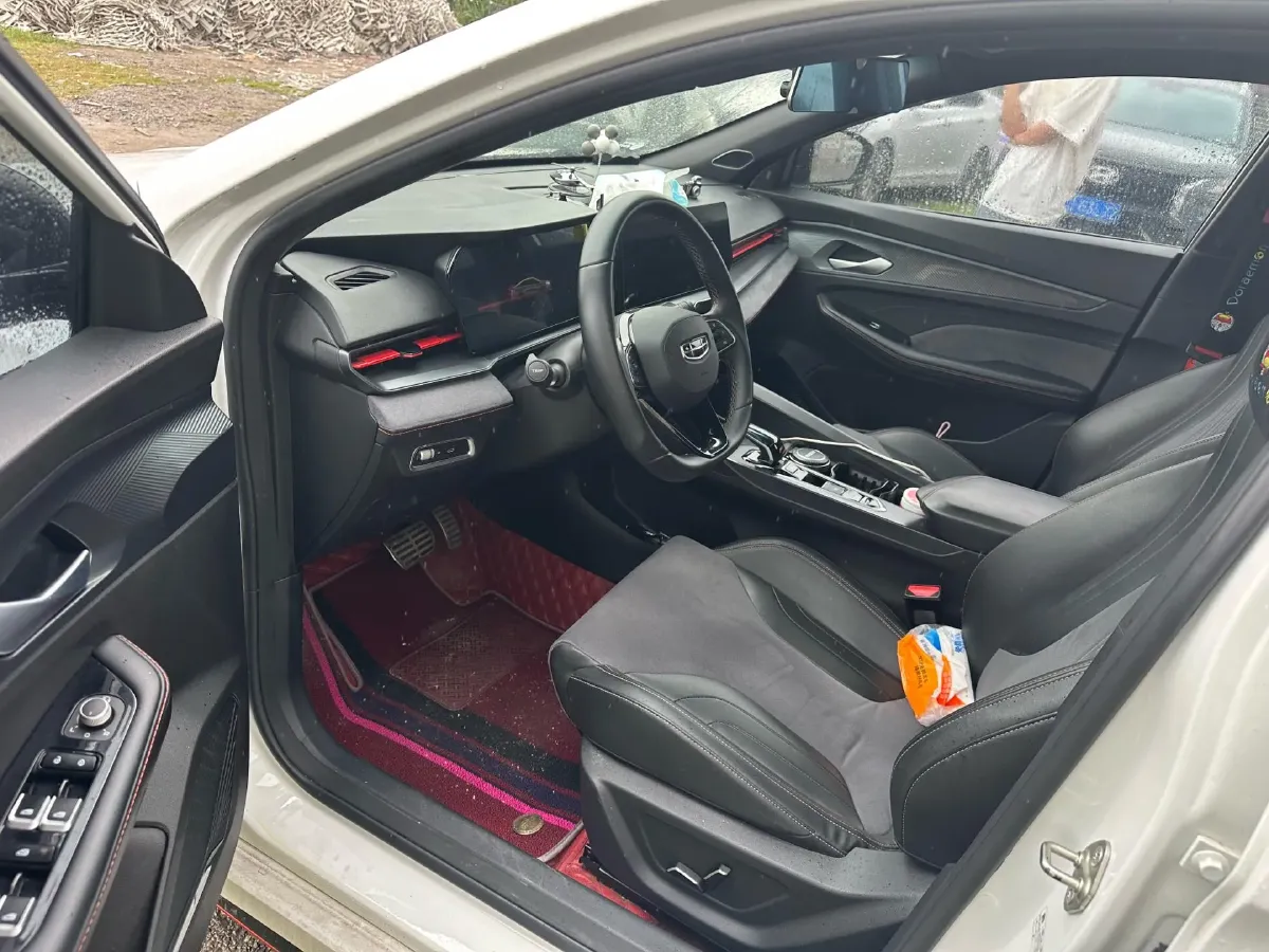 2022 Geely Binray 1.5T 181HP L4 7DCT,autocango,china used car exporter,china ev exporter,chinese used car exporter,chinese used ev exporter