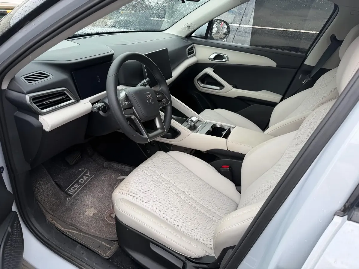 2024 BYD YuanUP BEV 45.12KWH,autocango,china used car exporter,china ev exporter,chinese used car exporter,chinese used ev exporter
