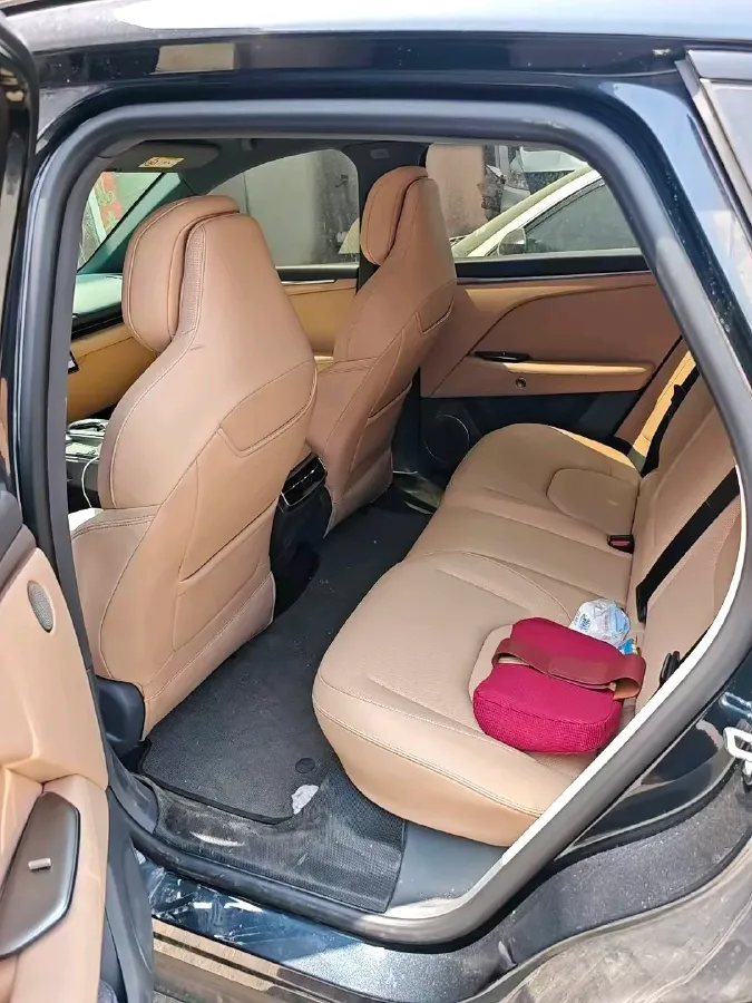 2025 Ford Ranger 2.3T 186HP L4 8AT,autocango,china used car exporter,china ev exporter,chinese used car exporter,chinese used ev exporter