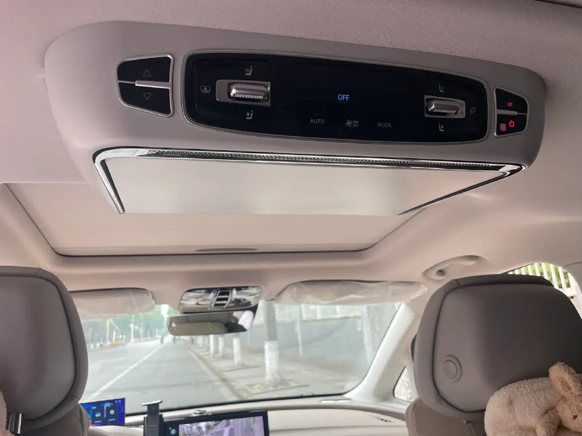 2022 Roewe iMAX8 BEV 90KWH,autocango,china used car exporter,china ev exporter,chinese used car exporter,chinese used ev exporter