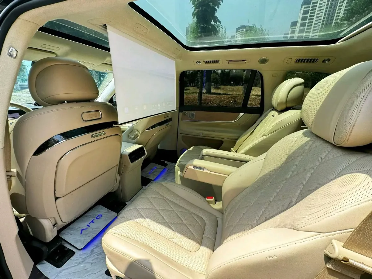 2024 AITO AITO M9 1.5T 152HP L4 REEV 42KWH,autocango,china used car exporter,china ev exporter,chinese used car exporter,chinese used ev exporter
