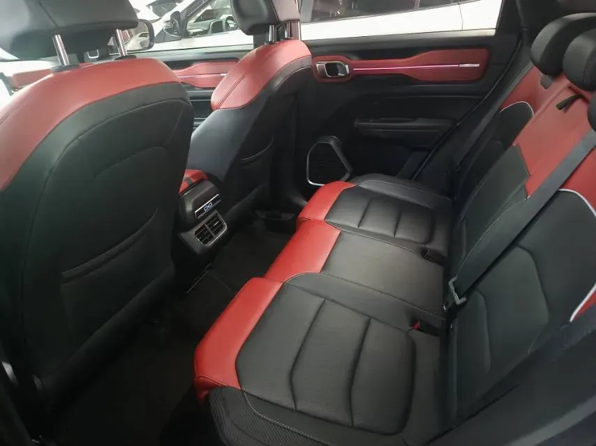 2020 Geely ICON 1.5T 177HP L3 7DCT,autocango,china used car exporter,china ev exporter,chinese used car exporter,chinese used ev exporter