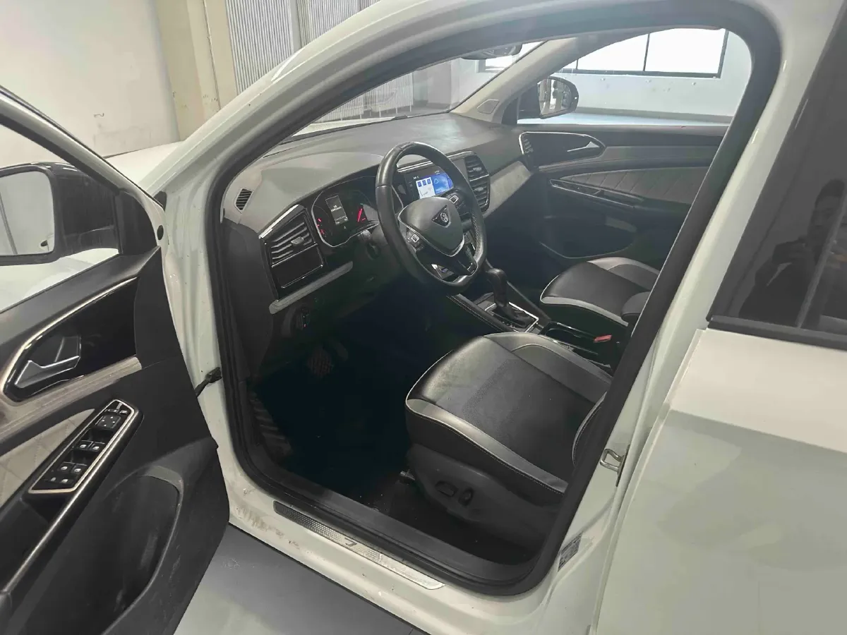 2021 Jetta VS7 1.4T 150HP L4 6AT,autocango,china used car exporter,china ev exporter,chinese used car exporter,chinese used ev exporter