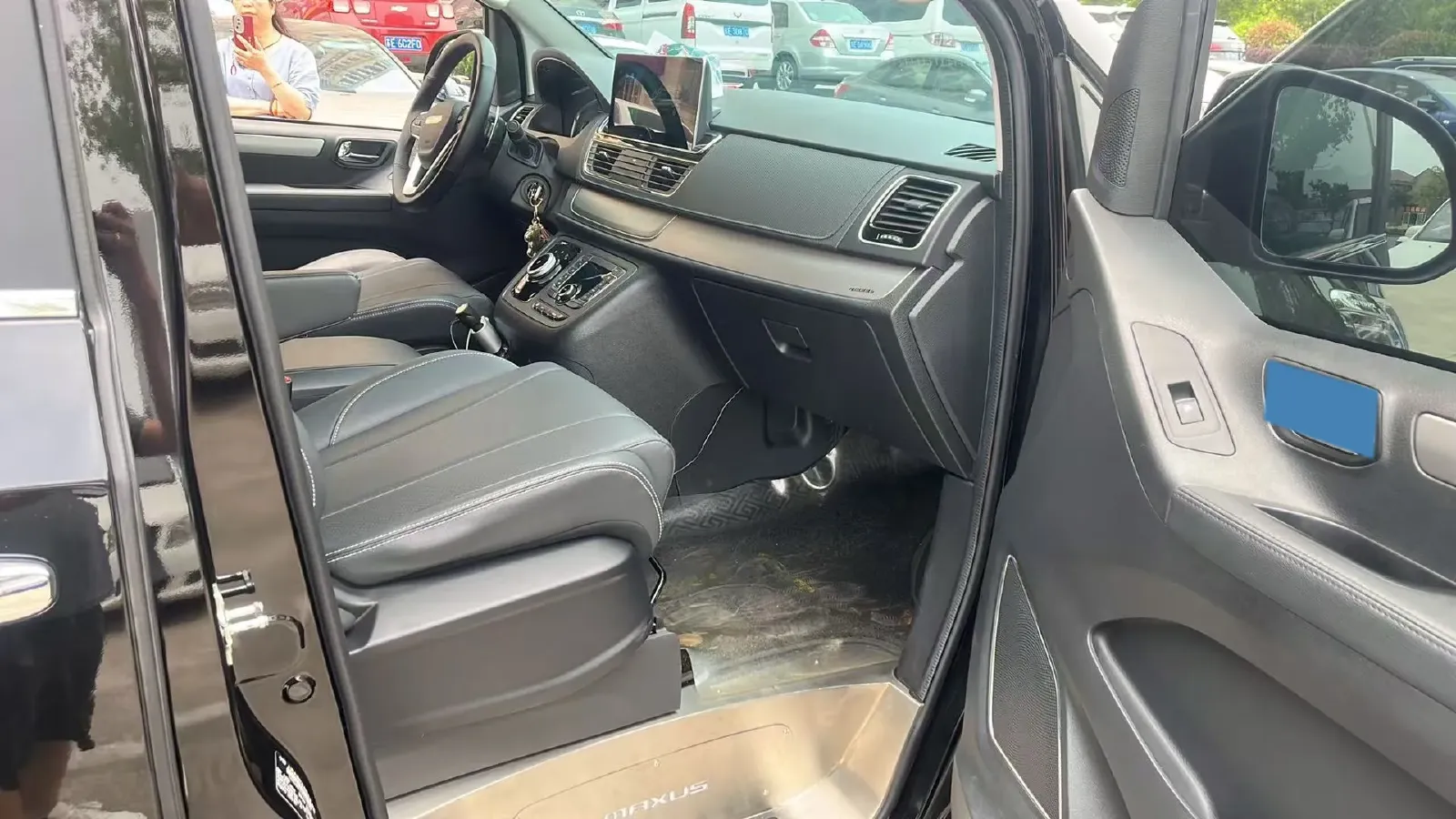 2023 MAXUS G20 2.0T 261HP L4 8AT,autocango,china used car exporter,china ev exporter,chinese used car exporter,chinese used ev exporter