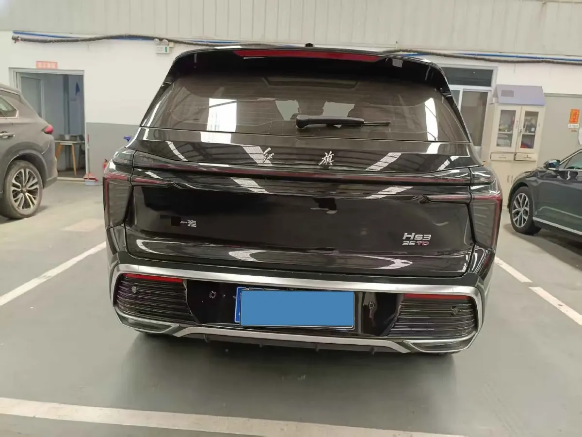 2023 HongQi HS3 1.5T 169HP L4 7DCT,autocango,china used car exporter,china ev exporter,chinese used car exporter,chinese used ev exporter