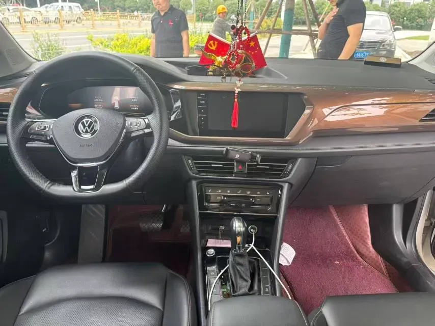 2021 Volkswagen Tharu 1.4T 150HP L4 7DCT,autocango,china used car exporter,china ev exporter,chinese used car exporter,chinese used ev exporter