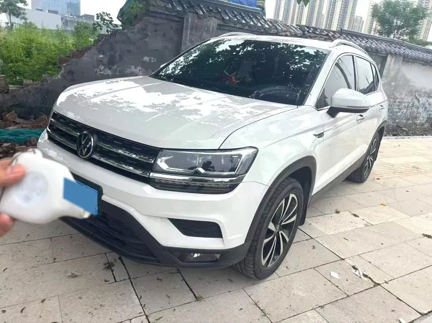2021 Volkswagen Tharu 1.4T 150HP L4 7DCT,autocango,china used car exporter,china ev exporter,chinese used car exporter,chinese used ev exporter
