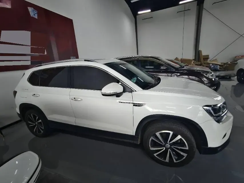 2019 MINI MINI 1.5T 102HP L3 7DCT,autocango,china used car exporter,china ev exporter,chinese used car exporter,chinese used ev exporter