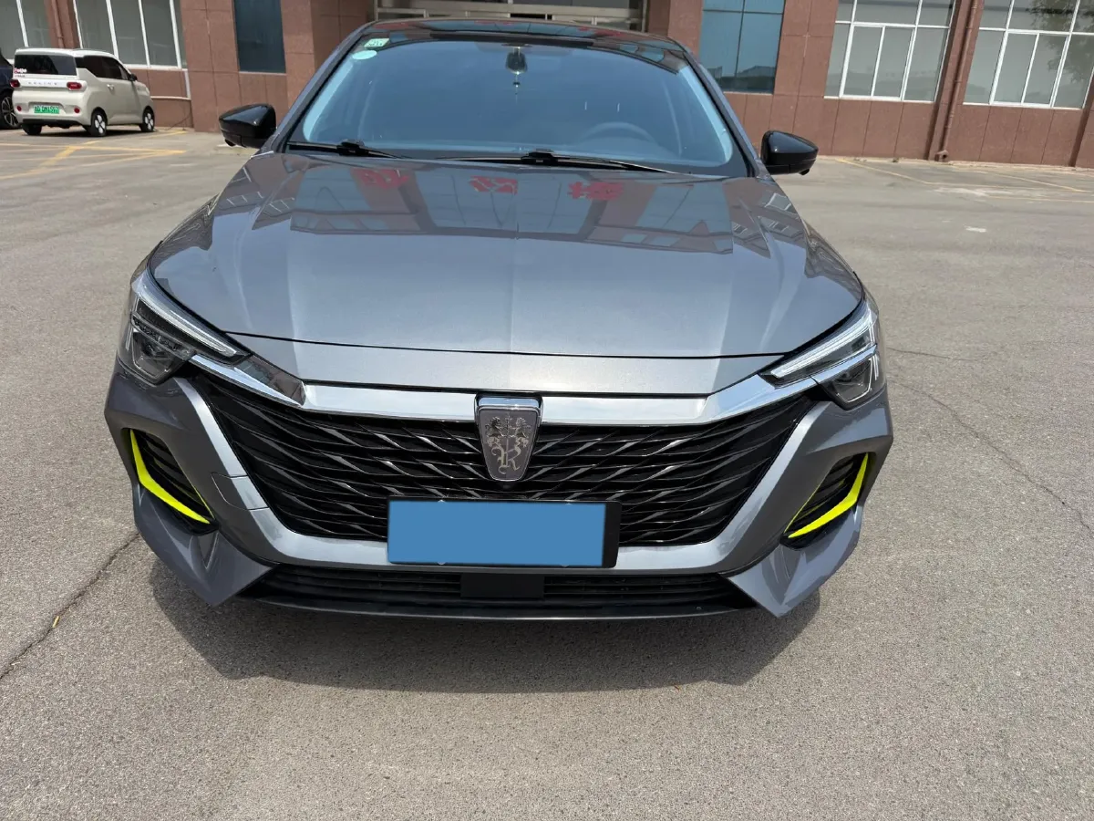 2020 Roewe i6 MAX 1.5T 169HP L4 AMT PHEV,autocango,china used car exporter,china ev exporter,chinese used car exporter,chinese used ev exporter