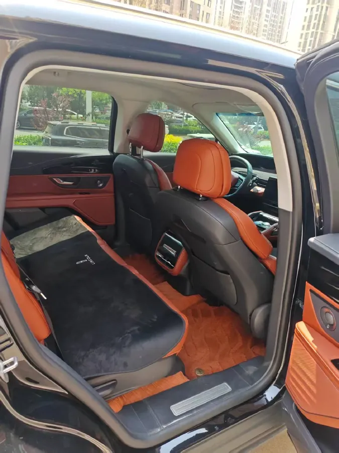 2023 Lincoln Nautilus 2.0T 261HP L4 8AT,autocango,china used car exporter,china ev exporter,chinese used car exporter,chinese used ev exporter