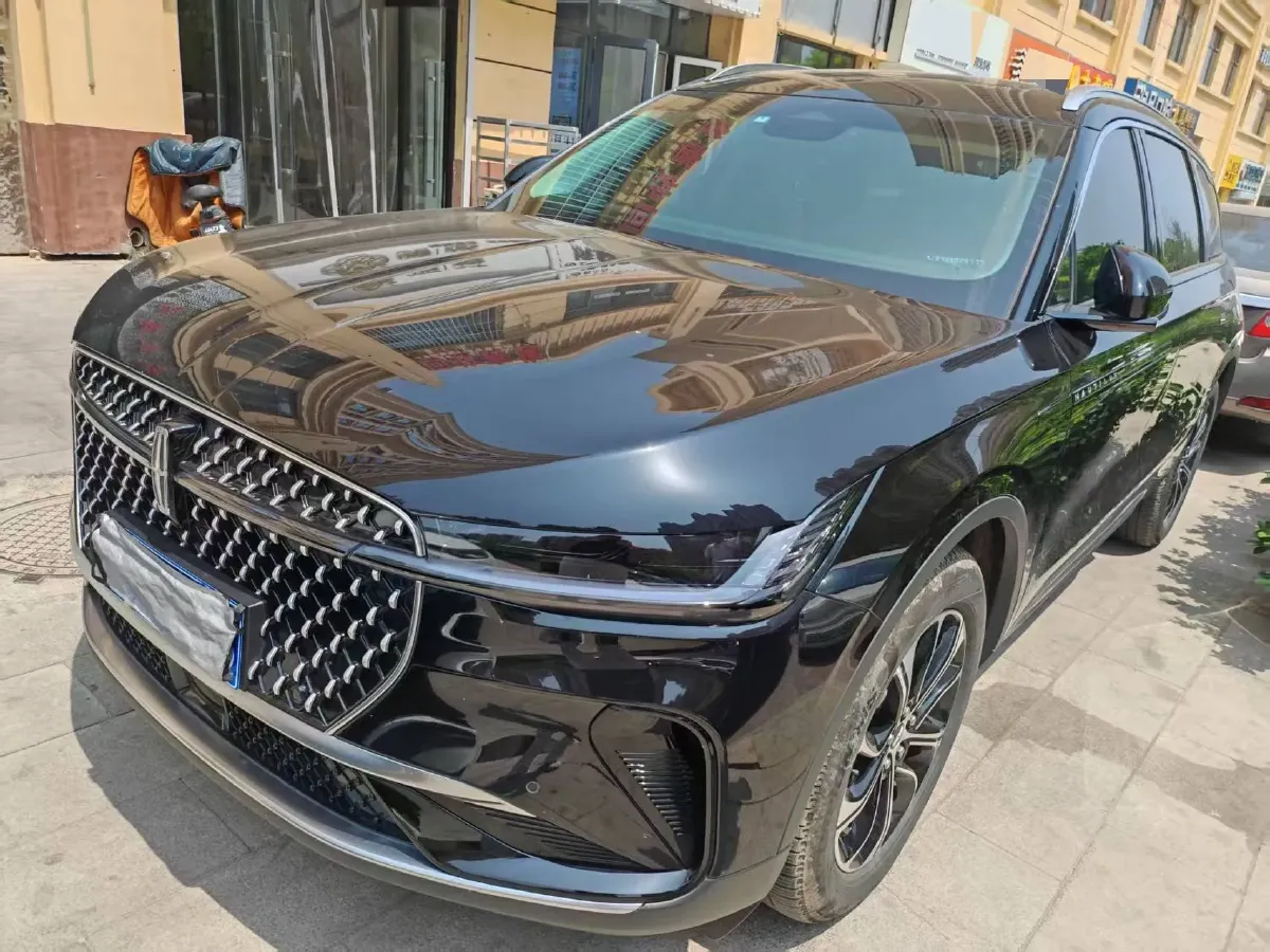 2023 Lincoln Nautilus 2.0T 261HP L4 8AT,autocango,china used car exporter,china ev exporter,chinese used car exporter,chinese used ev exporter