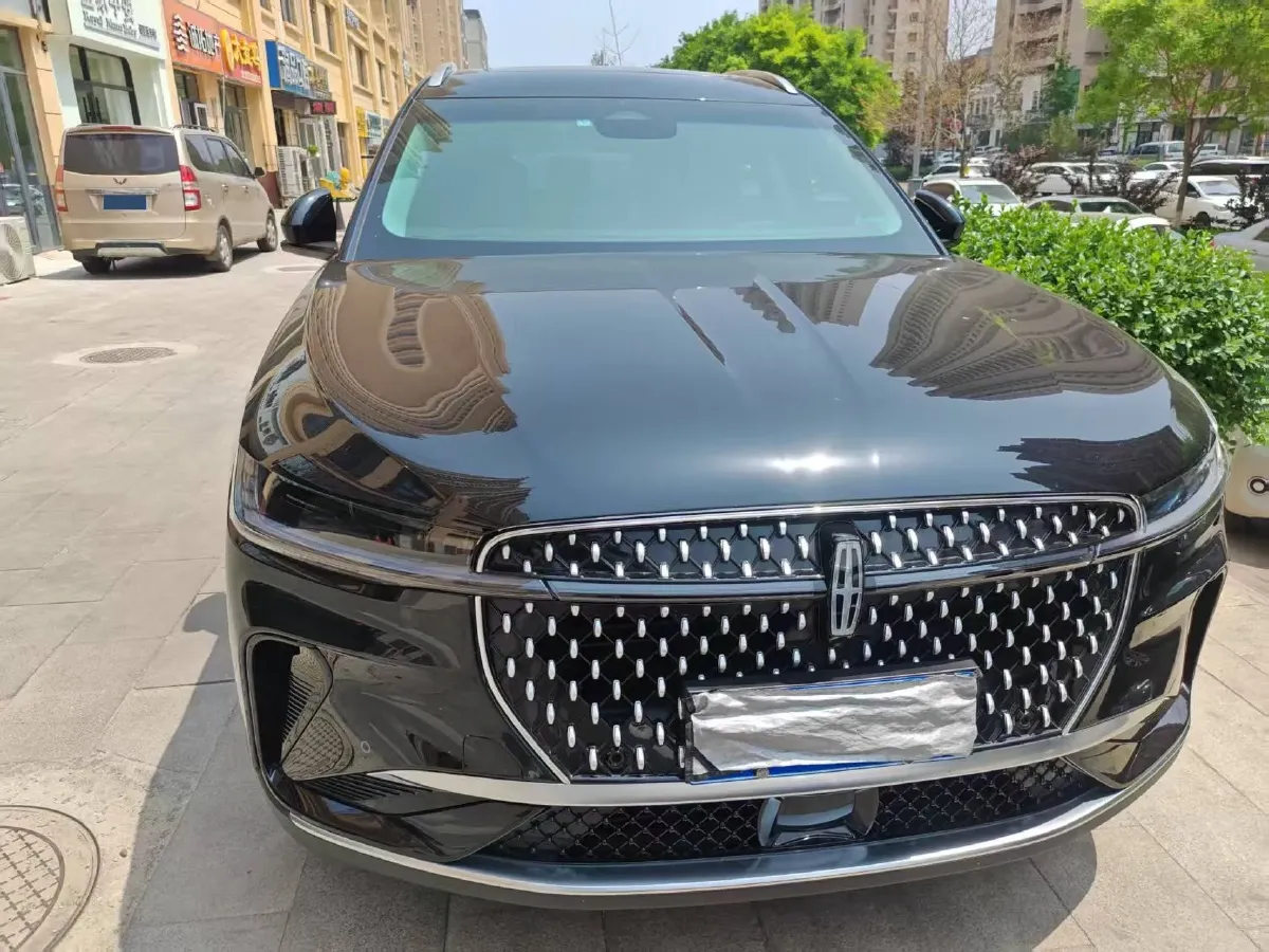 2023 Lincoln Nautilus 2.0T 261HP L4 8AT,autocango,china used car exporter,china ev exporter,chinese used car exporter,chinese used ev exporter