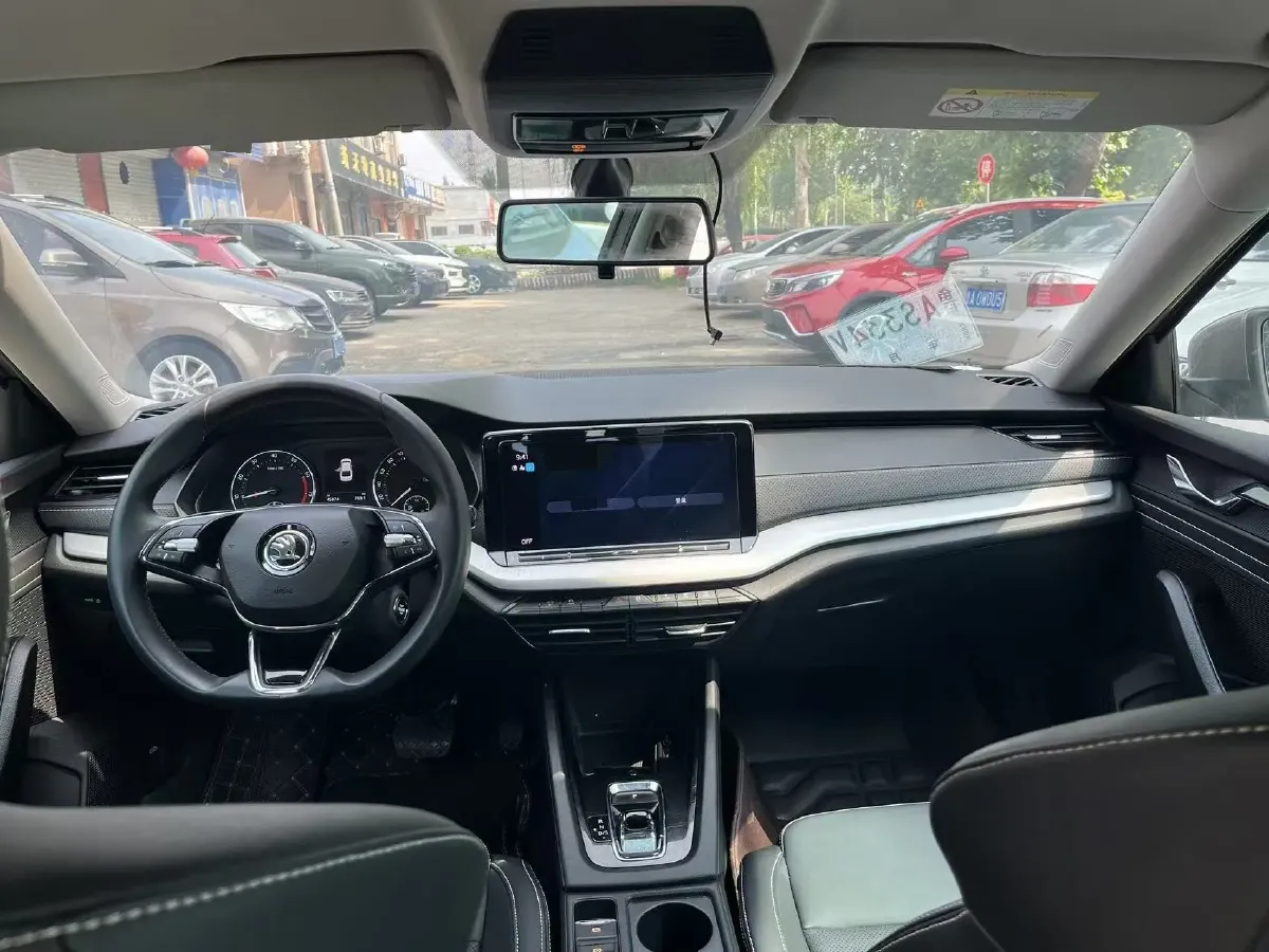 2021 Skoda Octavia 1.4T 150HP L4 7DCT,autocango,china used car exporter,china ev exporter,chinese used car exporter,chinese used ev exporter