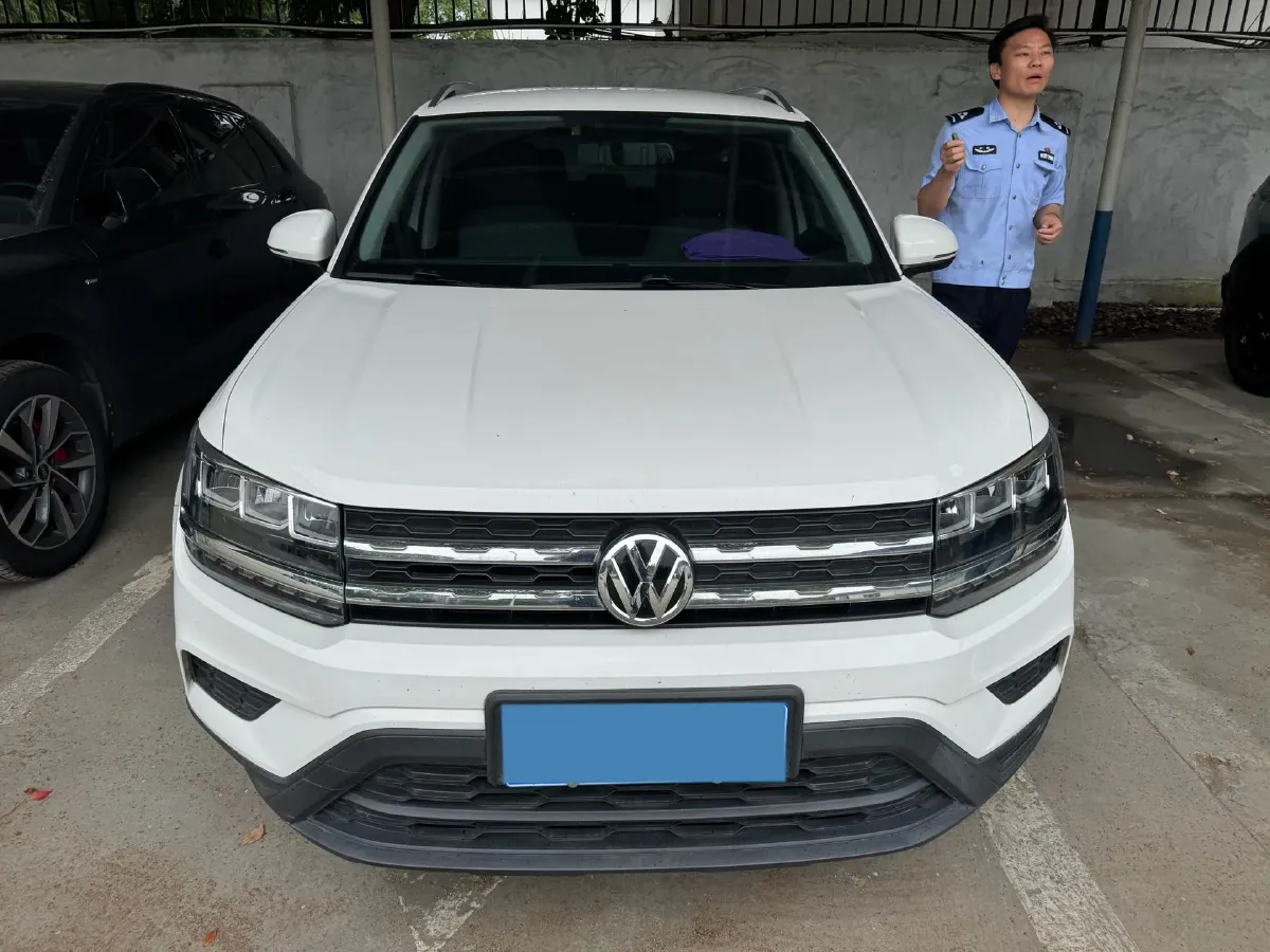 2019 Jeep Compass 1.4T 165HP L4 7DCT,autocango,china used car exporter,china ev exporter,chinese used car exporter,chinese used ev exporter