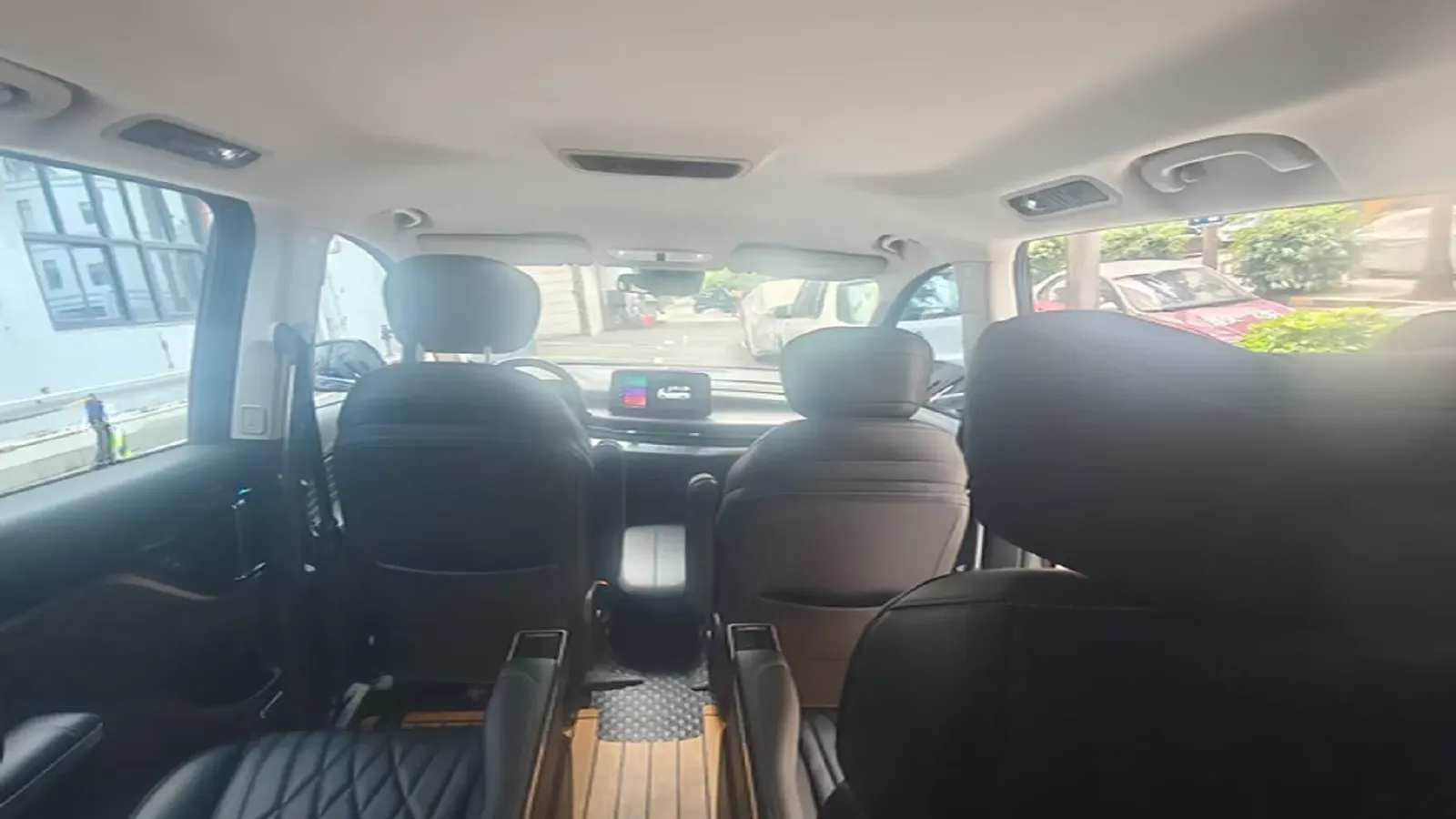 2022 MAXUS DaJia 9 BEV 90KWH,autocango,china used car exporter,china ev exporter,chinese used car exporter,chinese used ev exporter
