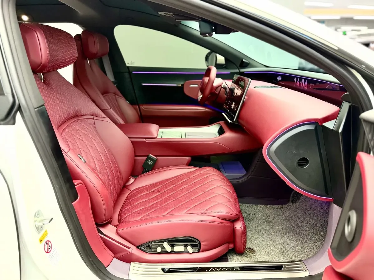 2025 Avatr 12 1.5T 156HP L4 REEV 39.05KWH,autocango,china used car exporter,china ev exporter,chinese used car exporter,chinese used ev exporter