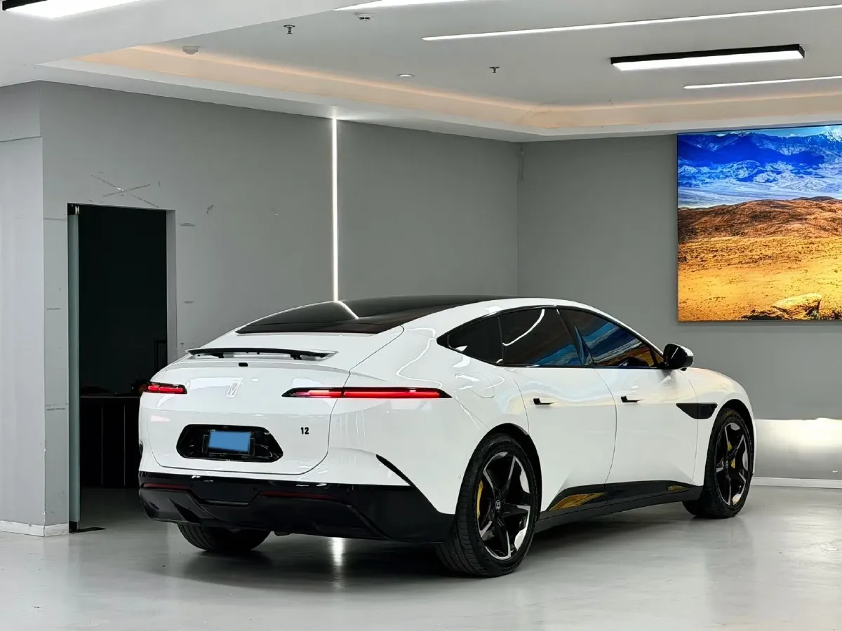 2025 Avatr 12 1.5T 156HP L4 REEV 39.05KWH,autocango,china used car exporter,china ev exporter,chinese used car exporter,chinese used ev exporter