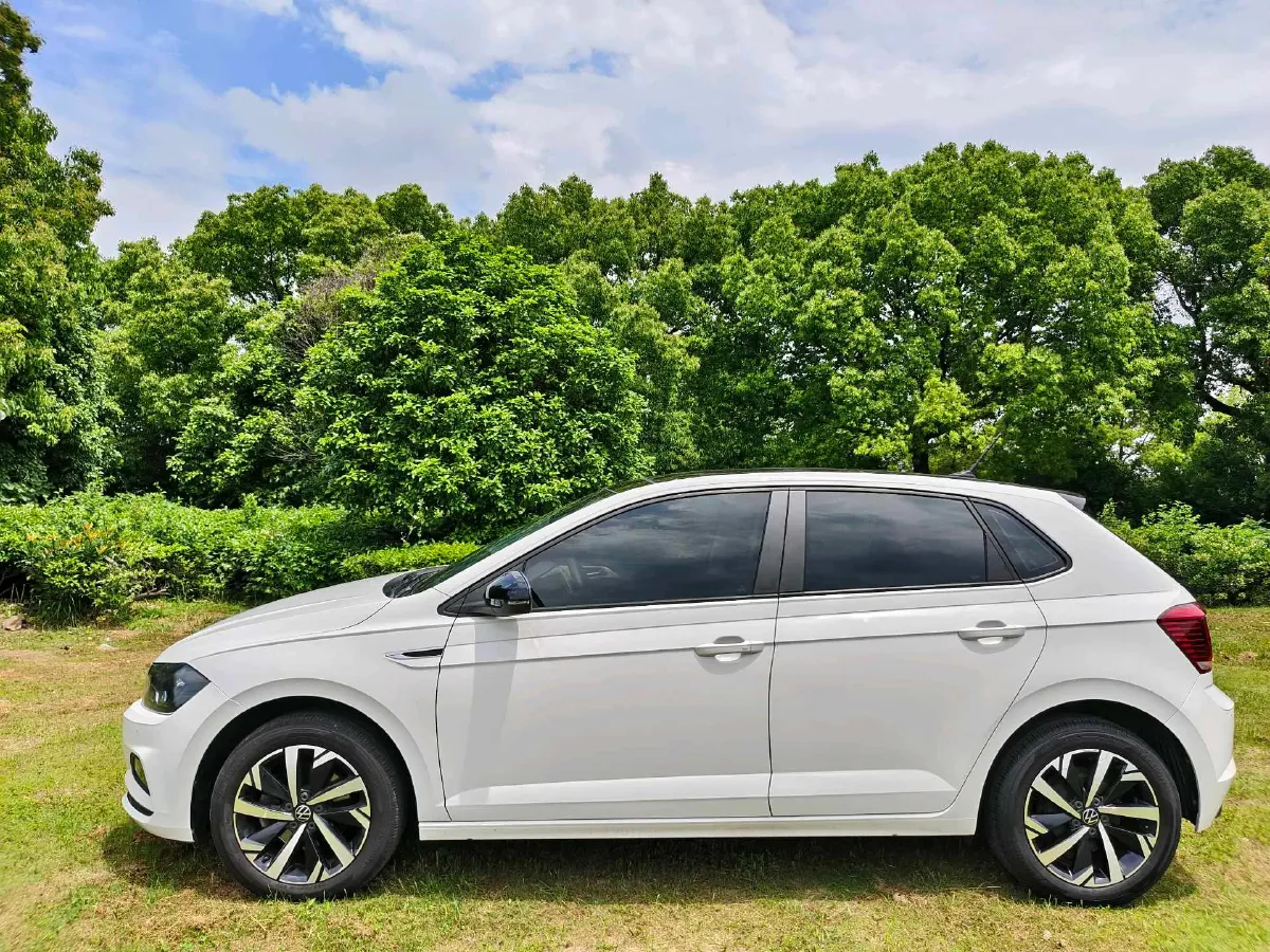 2021 DongFeng Aeolus AX7 1.6T 170HP L4 6AT,autocango,china used car exporter,china ev exporter,chinese used car exporter,chinese used ev exporter