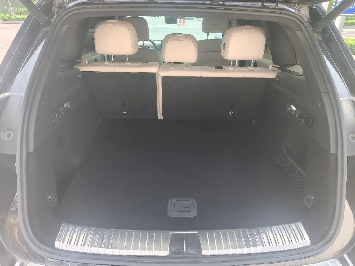 2024 Li L6 Range Extended 154HP L4 REEV 36.8KWH,autocango,china used car exporter,china ev exporter,chinese used car exporter,chinese used ev exporter