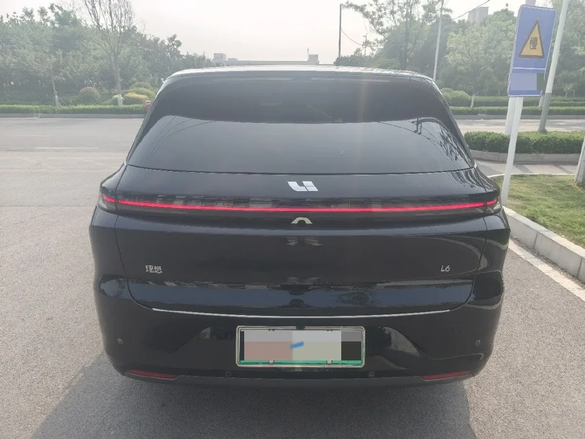 2024 Li L6 Range Extended 154HP L4 REEV 36.8KWH,autocango,china used car exporter,china ev exporter,chinese used car exporter,chinese used ev exporter